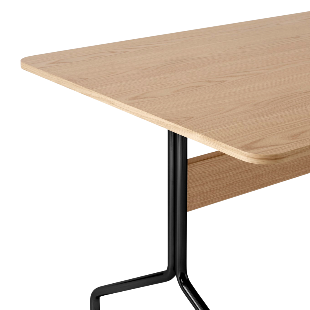 Pavilion AV18 Table