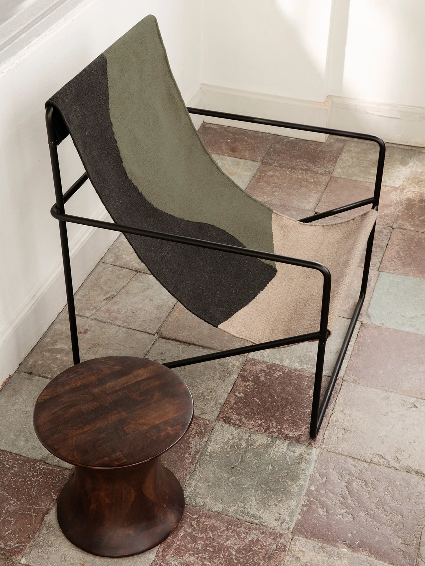 Desert Lounge Chair - Black