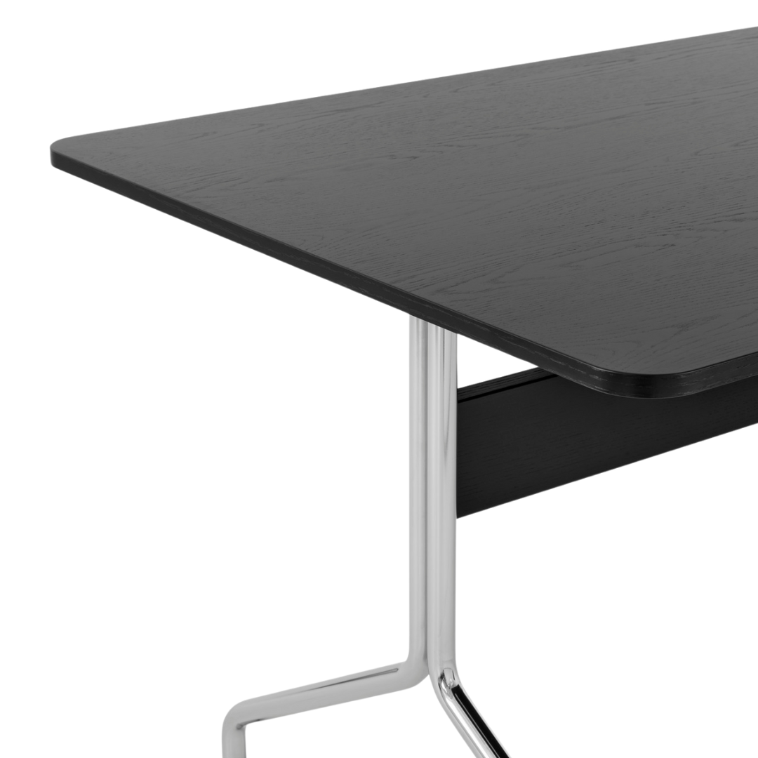 Pavilion AV19 Table