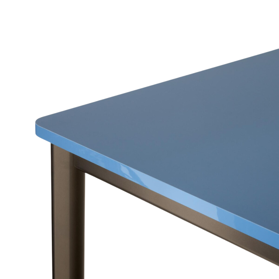 Drip HW58-HW60 Dining Table