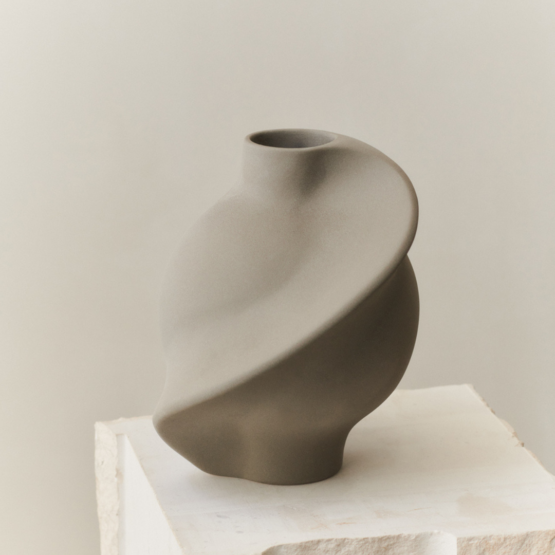 Pirout Vase 02