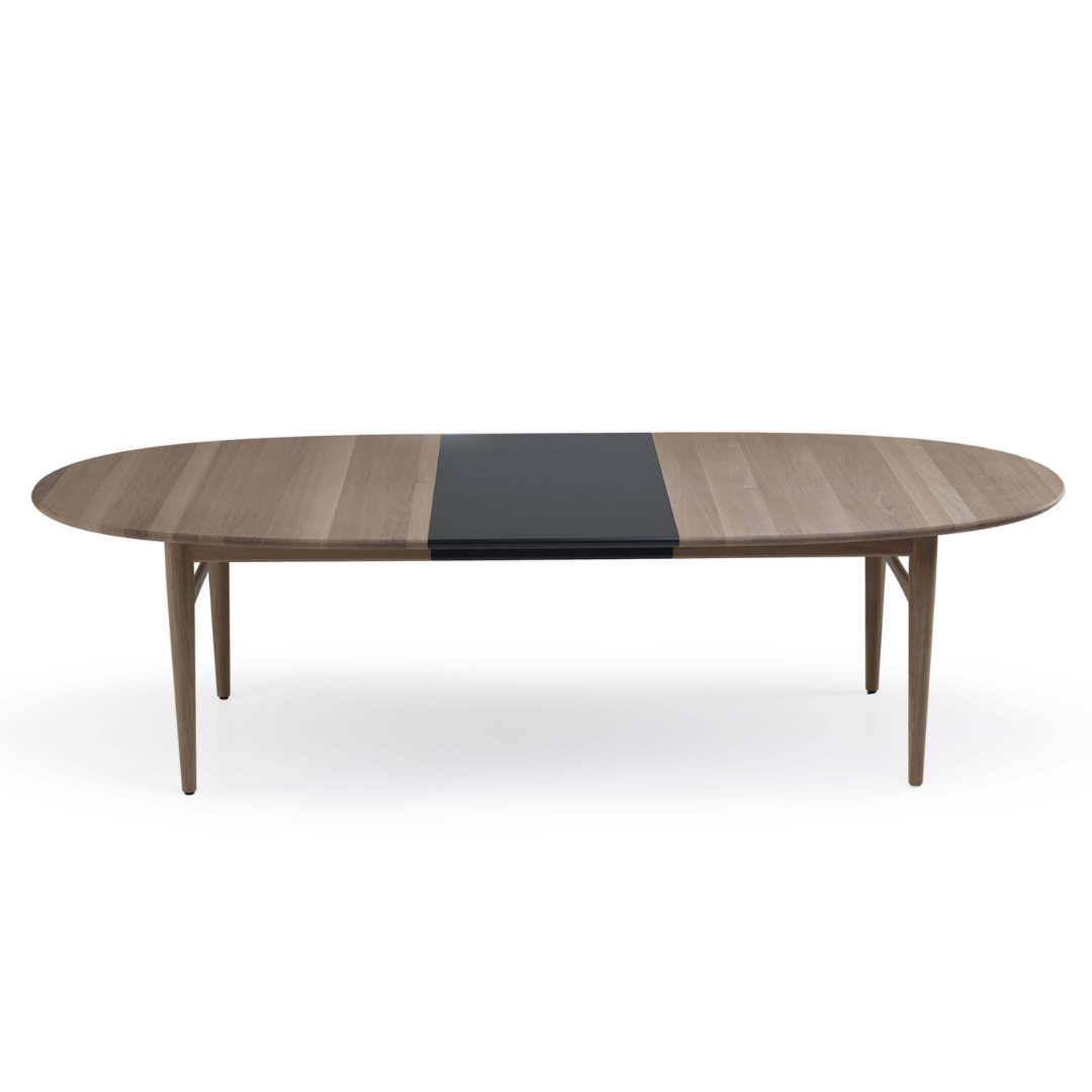 Øya Dining Table