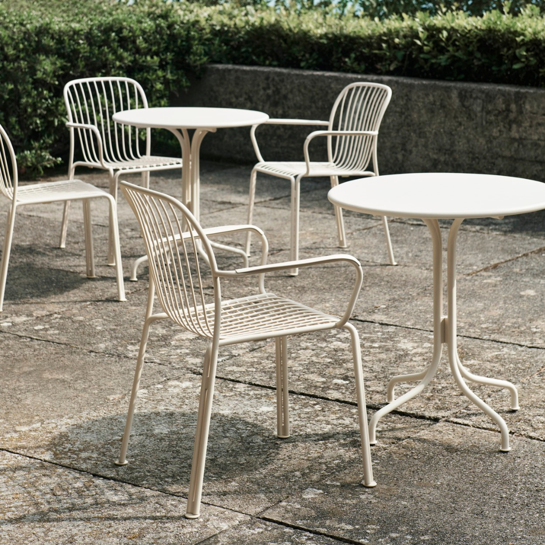 Thorvald SC95 Outdoor Arm Chair