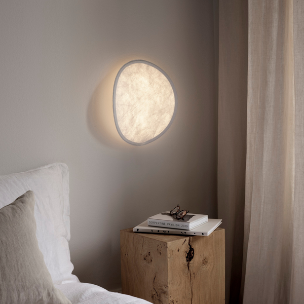 Tense Wall Lamp