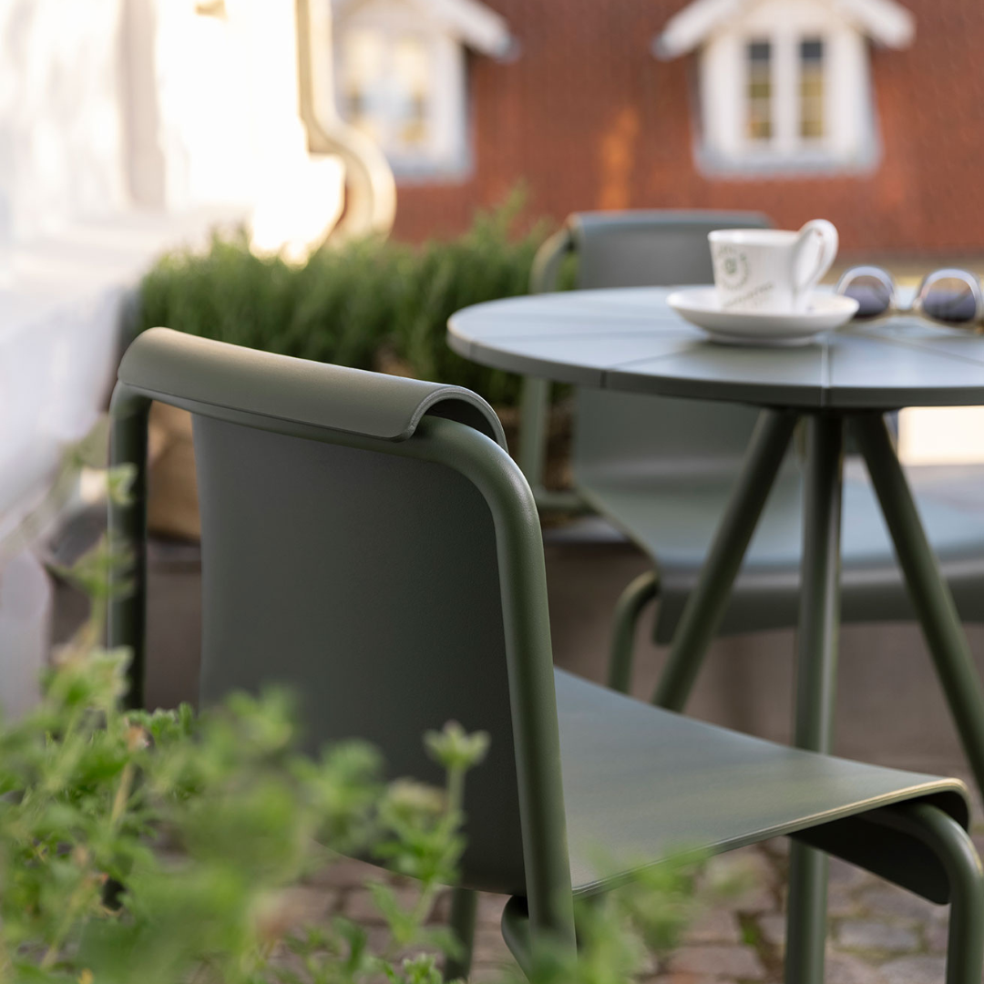 NAMI Outdoor Café Table