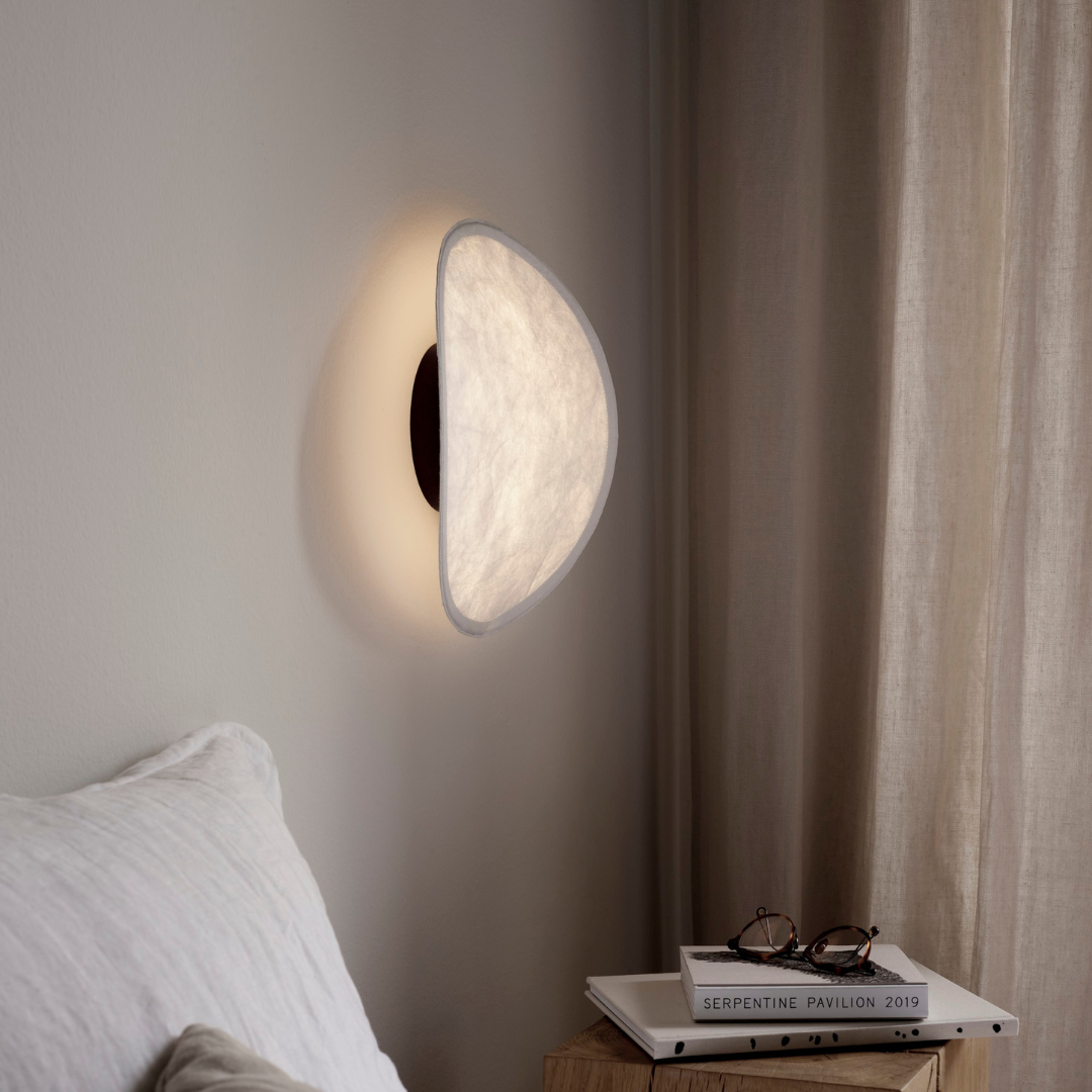 Tense Wall Lamp