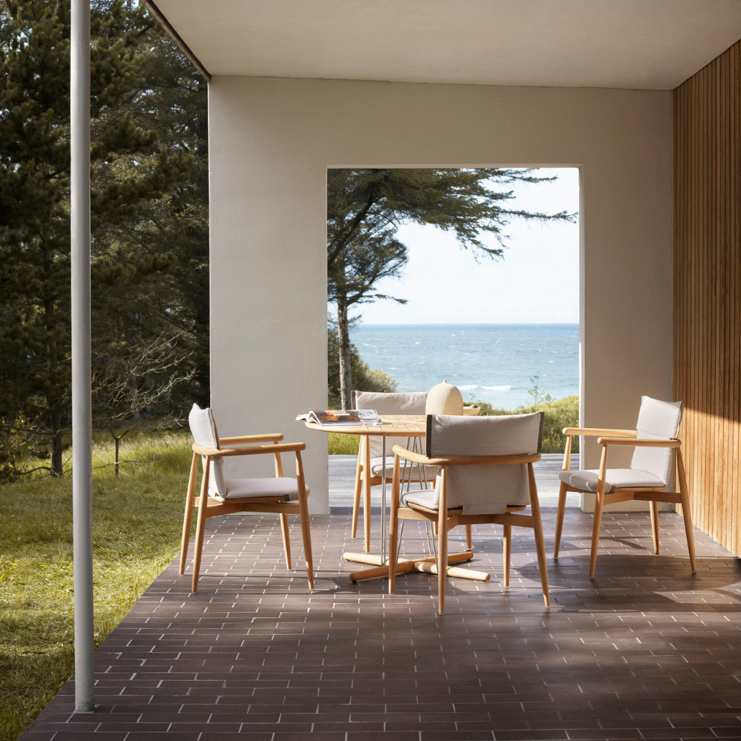 E008 Embrace Outdoor Dining Chair