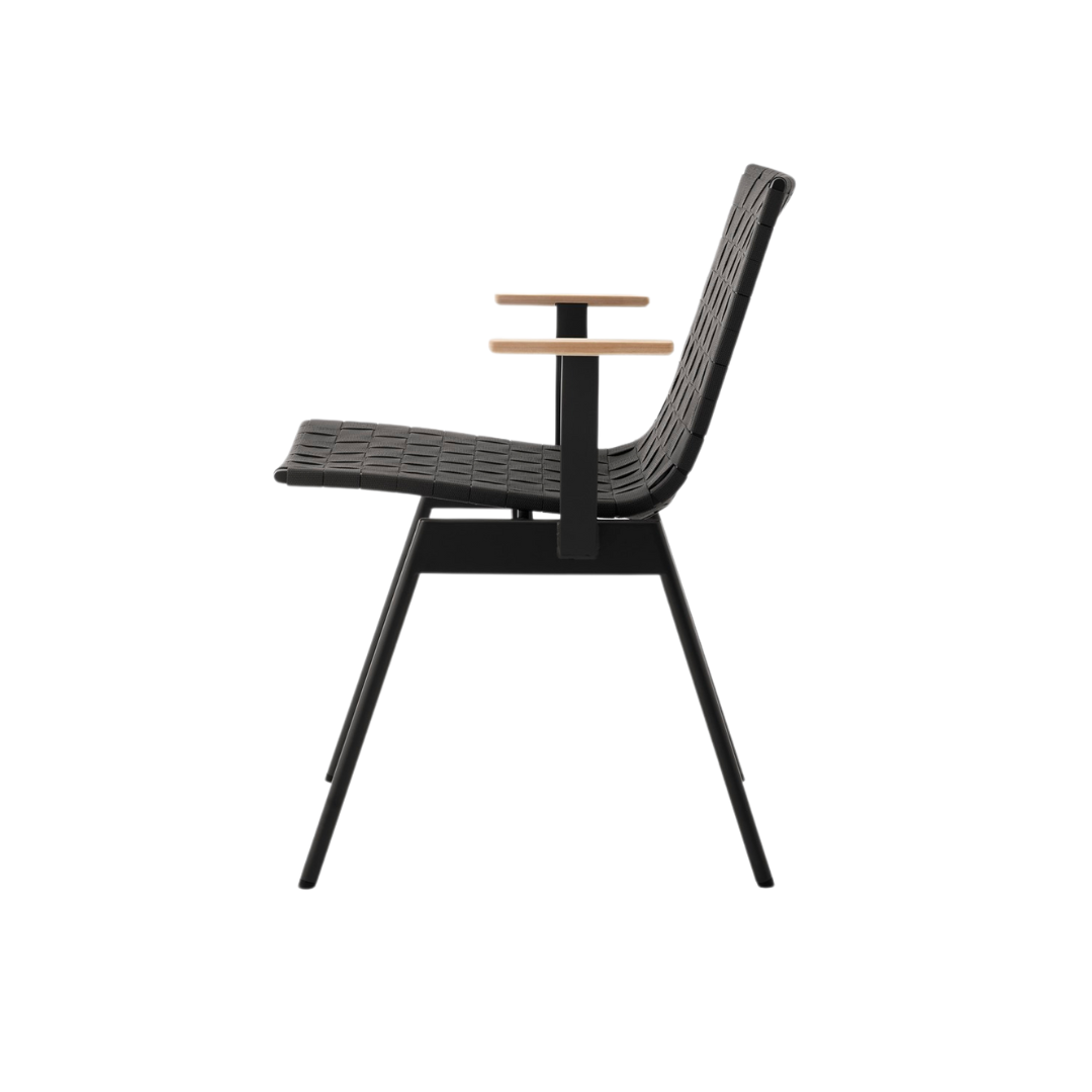 Ville AV34 Outdoor Arm Chair