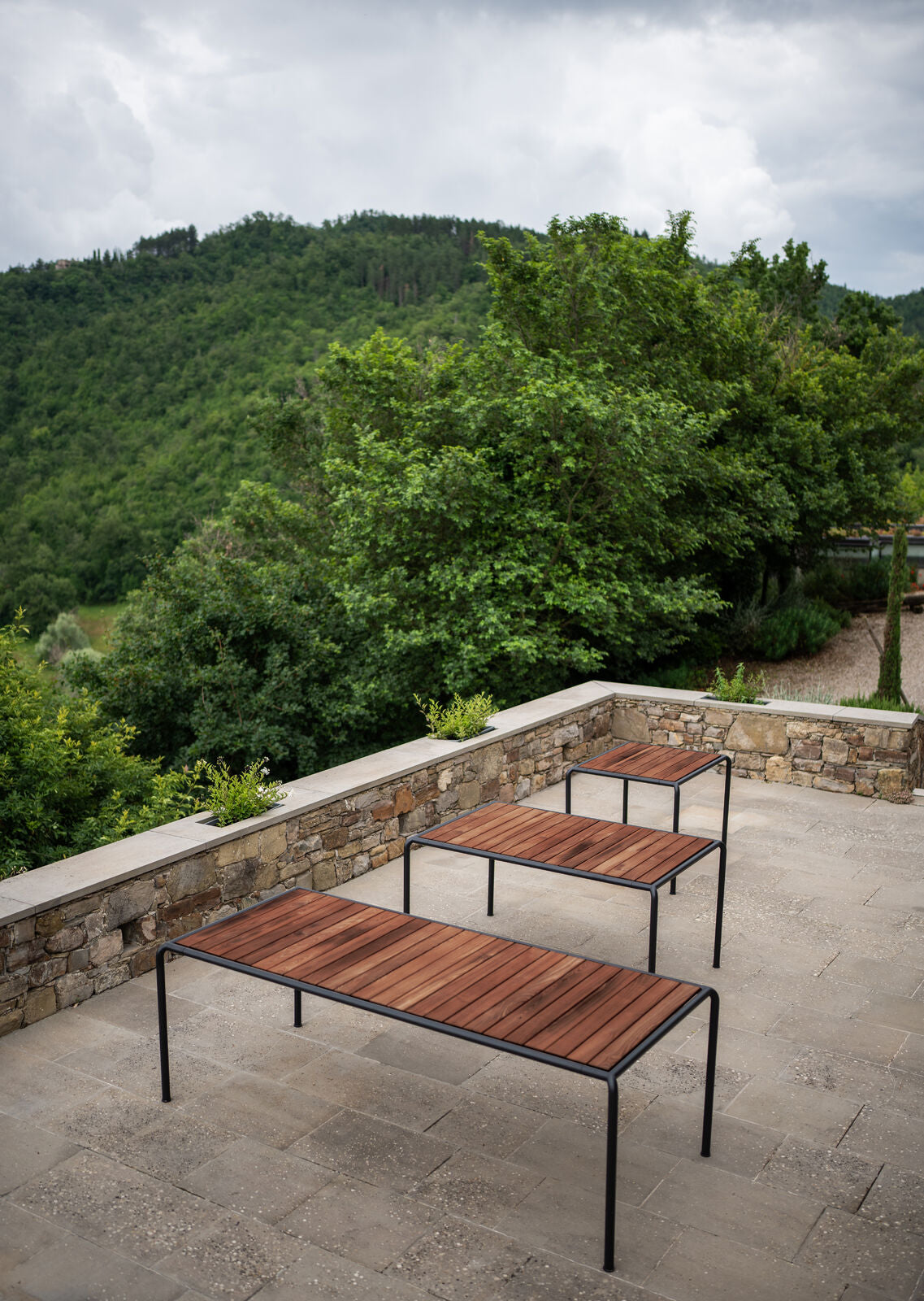 AVANTI Outdoor Dining Table