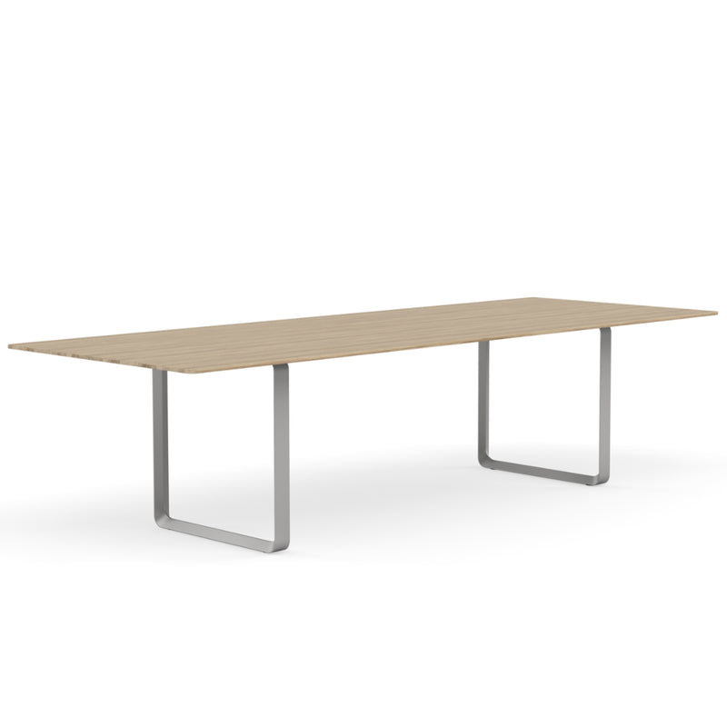 70/70 Table 295 x 108