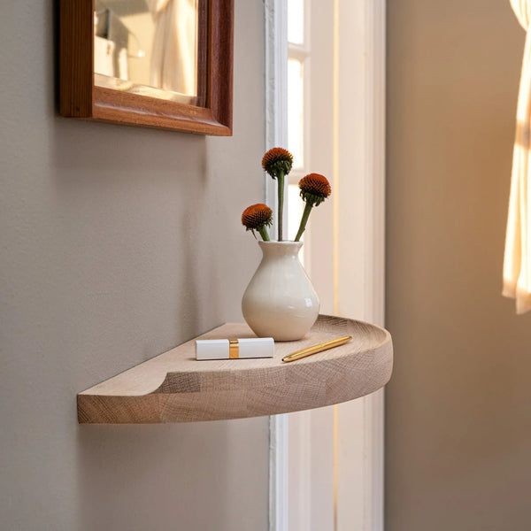 Arcus Console Shelf