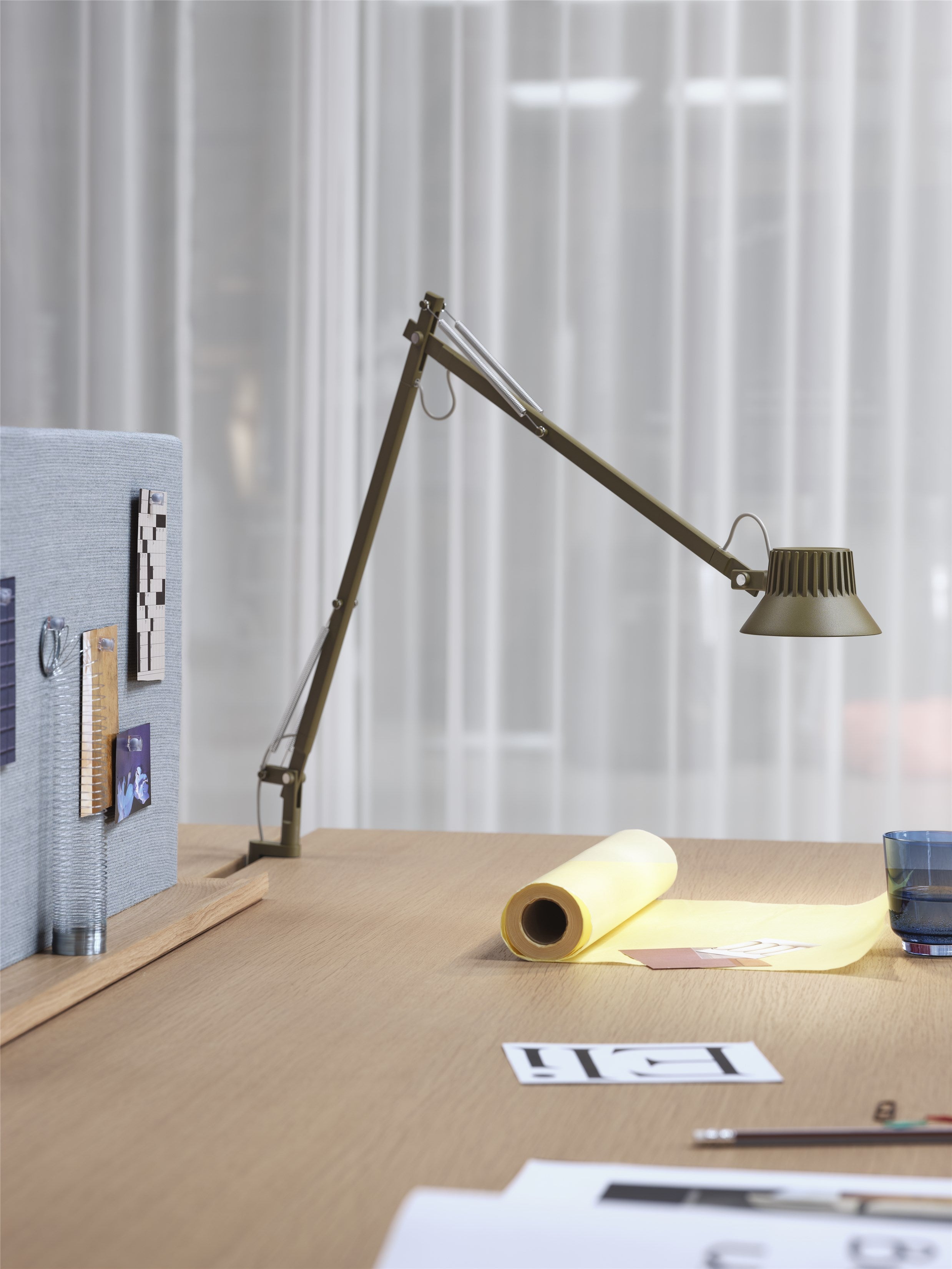 Dedicate Table Lamp