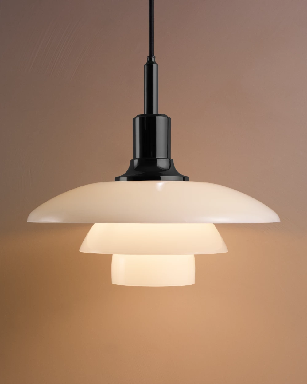 PH 3½-3 Glass Pendant Lamp