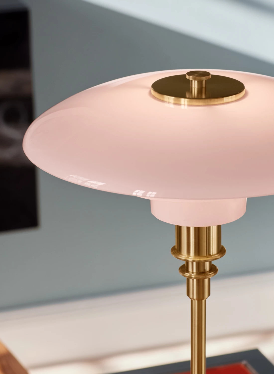 PH 3/2 Pale Rose Table Lamp