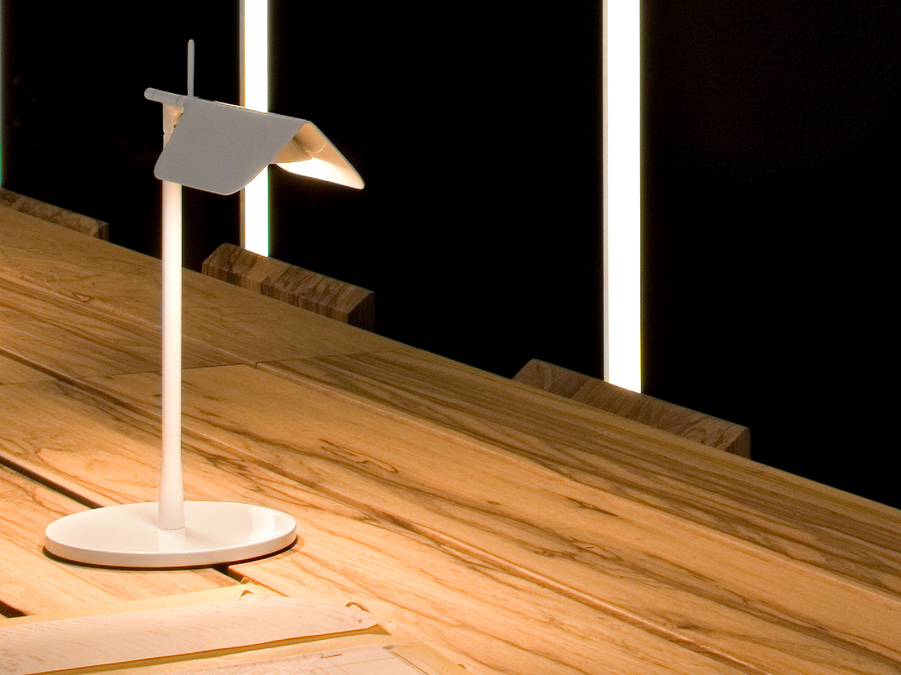 Flos go light sales