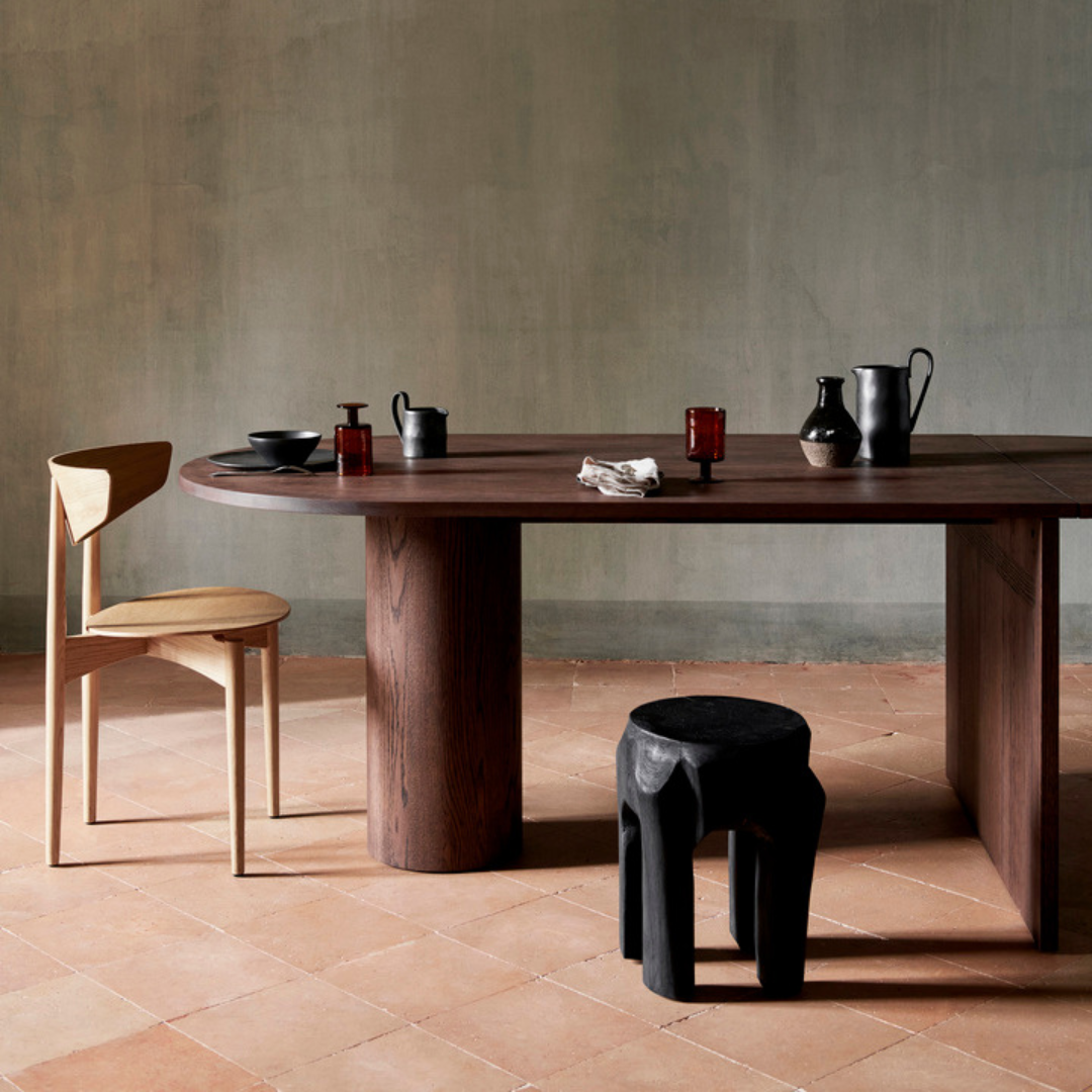 Pylo Dining Table