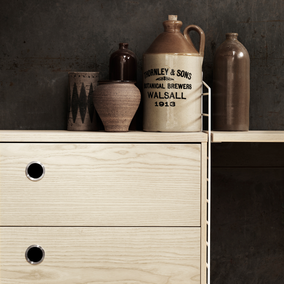 Chest with Drawers - 30.7