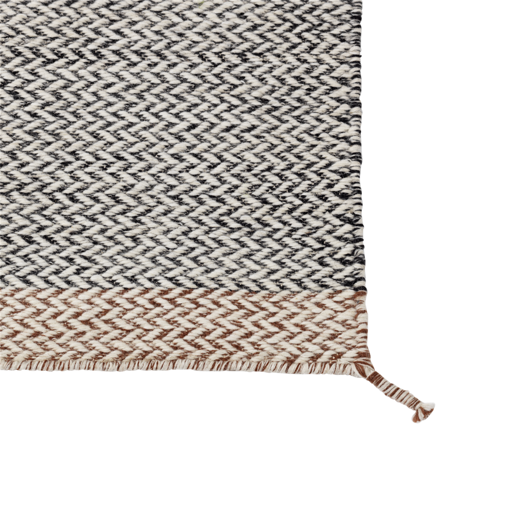 MuutoPly Rug 270 x 360 - Batten Home