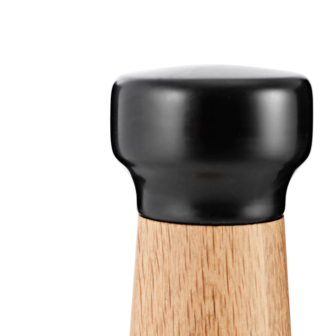 The Craft Pepper Mill is just one piece of the beautiful collaboration between Normann Copenhagen and Danish designer Simon Legald. The Craft Collection offers a variety of kitchen essentials, made of quality materials that are suitable for everyday use.